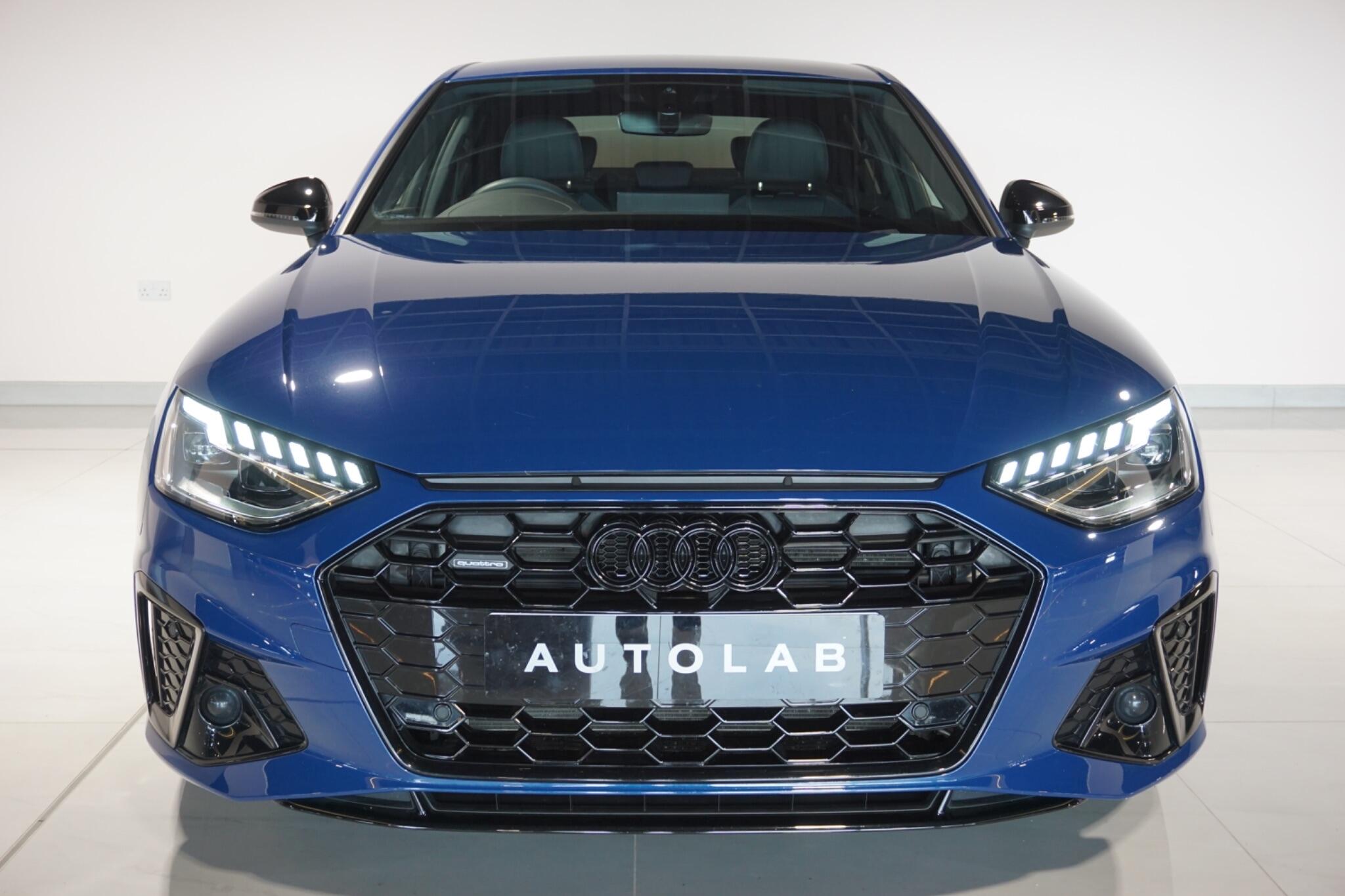 Audi A4 2.0 TDI 40 Black Edition Saloon 4dr Diesel S Tronic quattro Euro 6 (s/s) (204 ps)